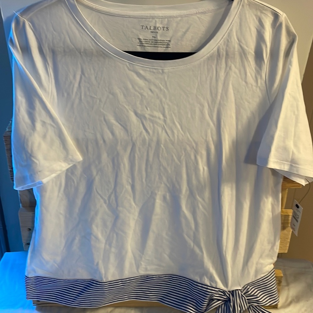Women’s Talbot’s white top size Petite Med